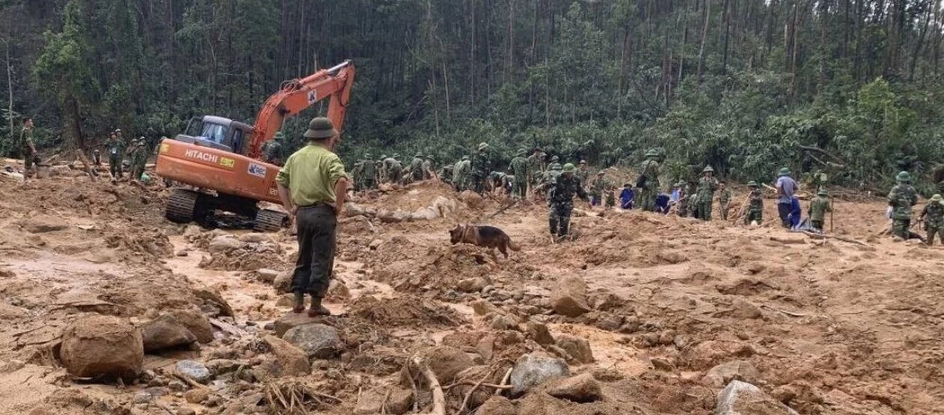 Βιετνάμ: Κατολίσθηση σε στρατόπεδο - 14 νεκροί και 11 αγνοούμενοι